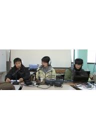 거리 속 작은 연못