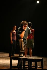 자매는 모두 떠났는가?